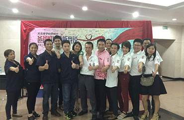 鎂合金壓鑄機(jī)的周邊設(shè)備